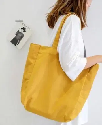 머스타드색 심플 토트백