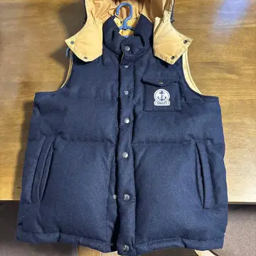 FIDELITY 피델리티 다운 베스트 네이비 후드 부착