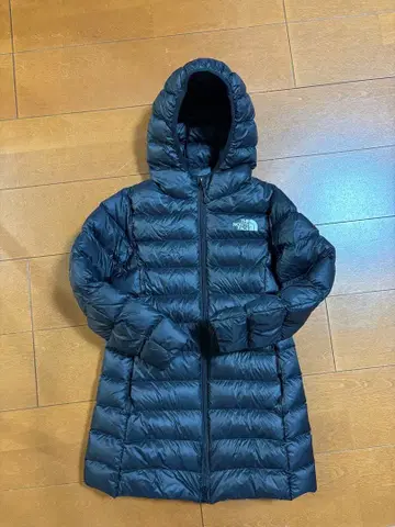THE NORTH FACE 블랙 다운 자켓