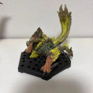 몬스터 헌터 몬스터 진오우거 피규어