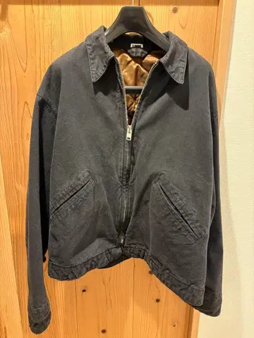 H 브랜드 블랙 집업 자켓