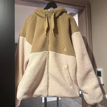 아디다스 플리스