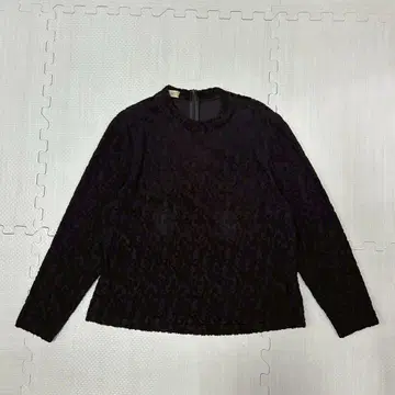 레이스 무늬 블랙 긴팔 상의