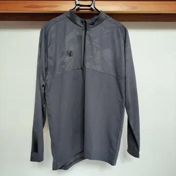 뉴발란스 골프 자카드 트랙 니트 하프 지퍼 XL 사이즈