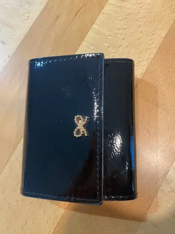 [ 미사용에 가까움 ] 블랙 3단 폴더형 지갑