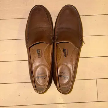 브라운 가죽 로퍼 밴딩 밑창