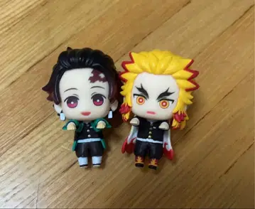 렌고쿠 쿄쥬로 & 카마도 탄지로 피규어