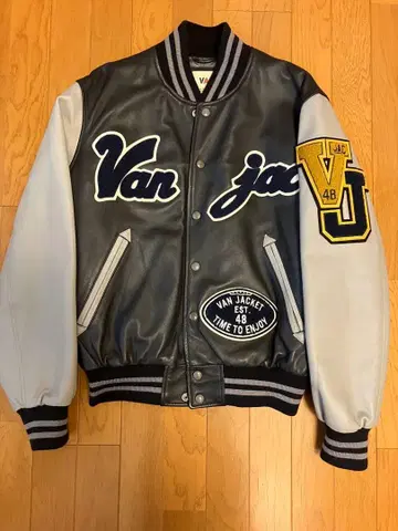 Van Jacket 올 가죽 바시티 자켓 [ M ]