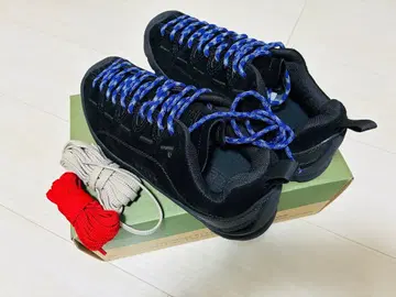 [ 미사용 새상품 ] KEEN 스니커즈 23cm