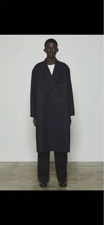 THE RERACS THE DOUBLE PEAKED EASY COAT