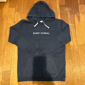 BANKS JOURNAL 네이비 후드티