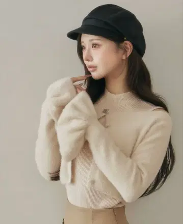 미사용 새상품 Darich 앙상블 샤기 니트탑 ivory