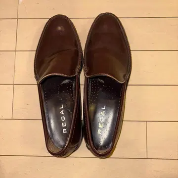 REGAL 브라운 로퍼