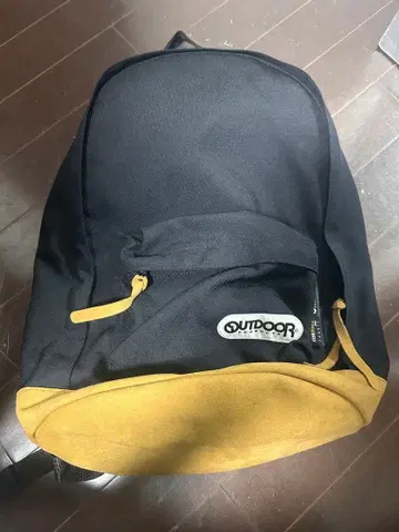 OUTDOOR 블랙/베이지 백팩 아웃도어 프로덕츠
