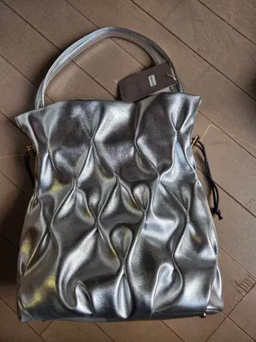 실버 물결무늬 토트백