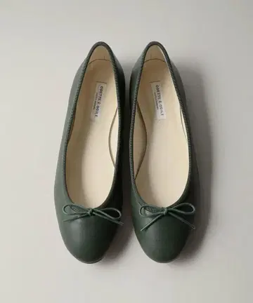 ODETTE E ODILE 발레리나 플랫 25cm