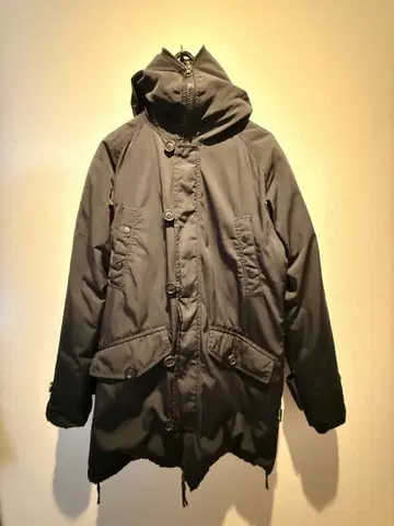 DUVETICA 다운 사이즈 48