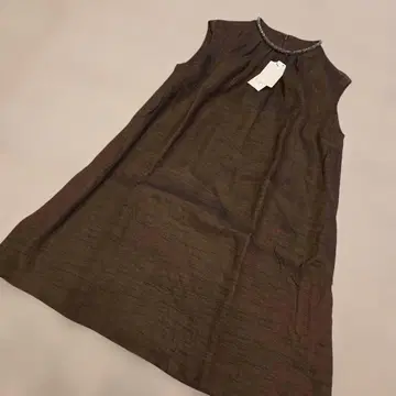 [ 새상품 ] ADORE 슬리브리스 원피스 38 브라운 무릎 기장 어도어