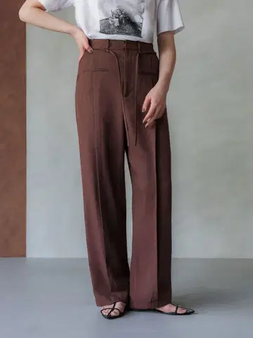 Crewre 핀턱 슬라브 스트레이트 팬츠