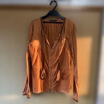 오렌지 태슬 긴팔 셔츠