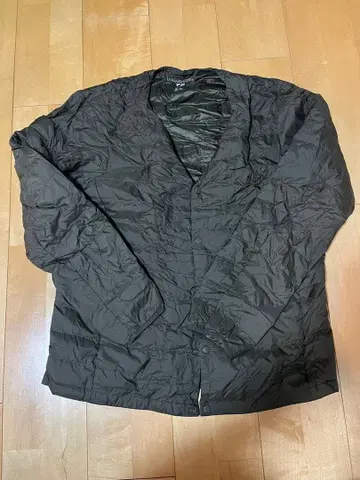 유니클로 라이트 다운 V넥 크루넥 2way 이너 다운