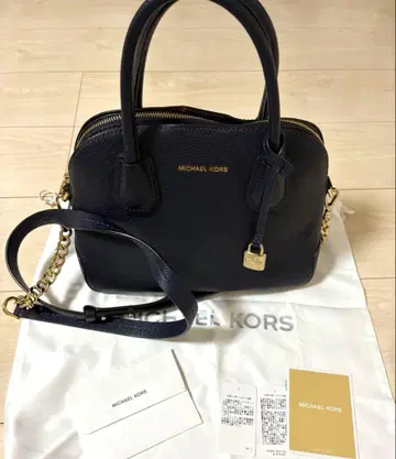 마이클코어스 숄더백 네이비