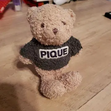 PIQUE 봉제 인형 곰