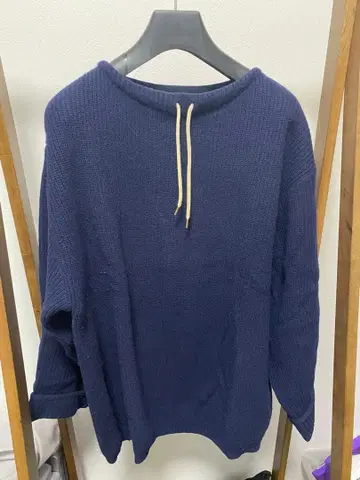 FUJITO 커맨드 스웨터