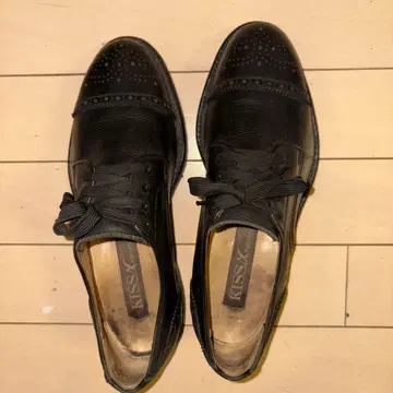 KISSA 블랙 드레스 슈즈