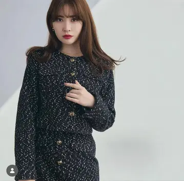 Her lip to Mix Loop Tweed Dress