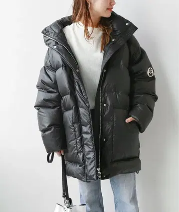 [ MOONGOOSE/무빙구스 ] 후드 부착 블랙 다운 자켓