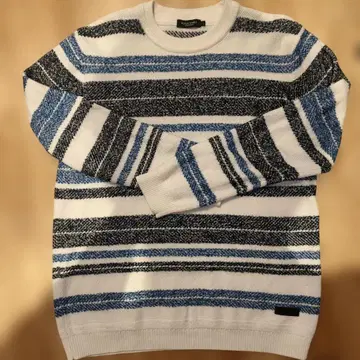 블랙 레이블 크레스트브릿지 스트라이프 니트