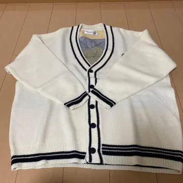 SMILEY FACE 긴팔 니트 스웨터