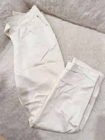 라운지 드레스 화이트 슬랙스