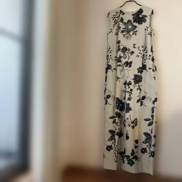 AMERI NORA FLOWER EMBROIDERY ROMPERS