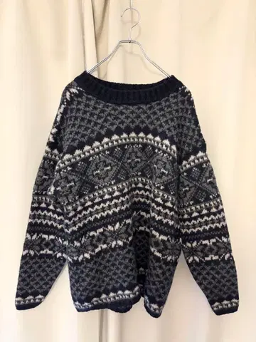 NEWTON TRADING CO. 노르딕 무늬 울 스웨터