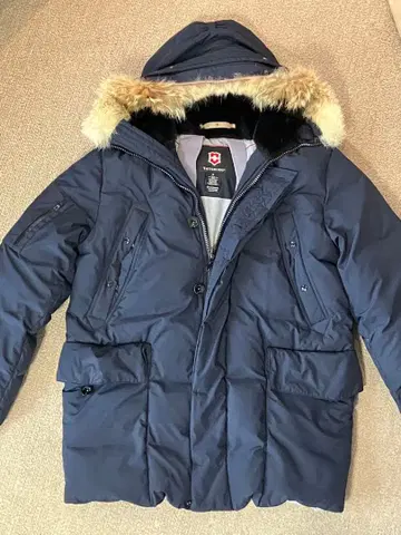 Victorinox 네이비 다운 자켓 S