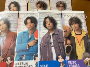 ROUND1 FANTASTICS 콜라보 태피스트리