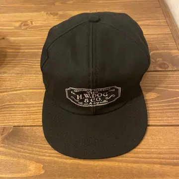 H.WDOG&co 캡