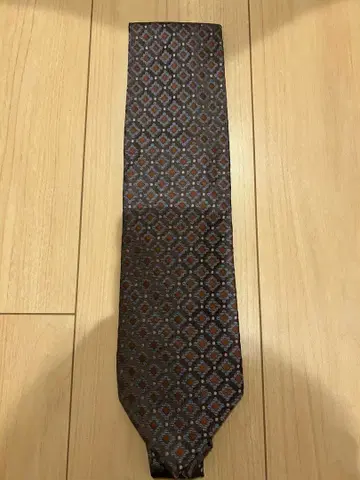 폴스미스 넥타이 고급스러운 기하학 패턴