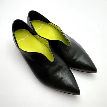 MANA 폭신폭신 바부쉬 가죽 펌프스 36 블랙