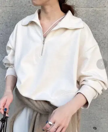 하프 지퍼 맨투맨 풀오버 시너리