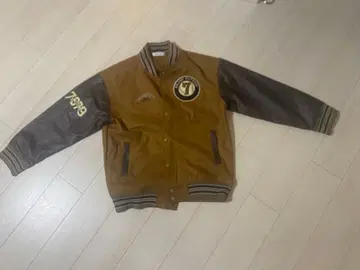 CLASSIC REBOOT 바시티 자켓 브라운/블랙