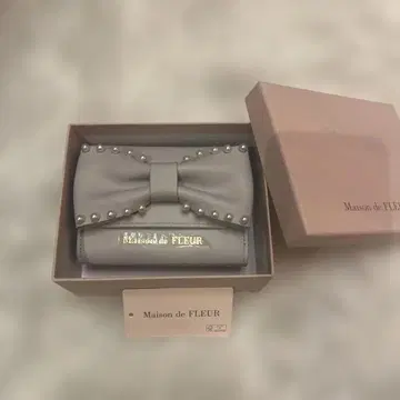 메종 드 플뢰르 3단 접이식 지갑