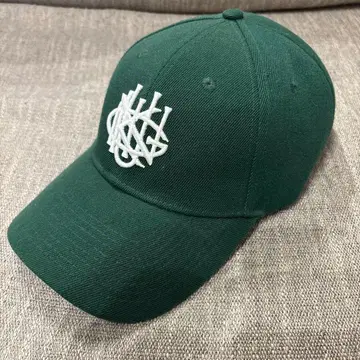 다크 그린 자수 로고 캡