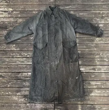 더스터 웨스턴 코트