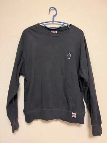 벤 데이비스 다크 그레이 맨투맨 MEDIUM