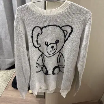 VOLCAN&APHRODITE 곰 니트 화이트 정품