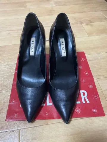 [ 새상품급 ] DIANA 블랙 스틸레토 하이힐