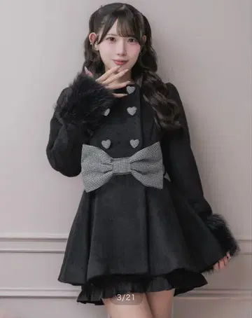 pium 하트 버튼 리본 벨트 샤기 코트 블랙 믹스